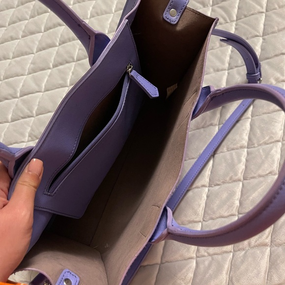 Danielle Nicole Tote - Picture 4 of 6